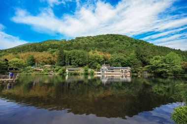 15 Mayıs 2024 Kinrin Gölü nehri, Yufuin japan