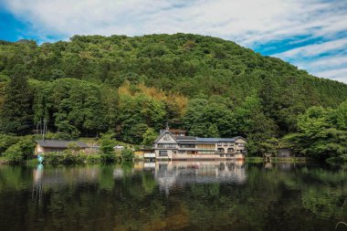 15 Mayıs 2024 Kinrin Gölü nehri, Yufuin japan