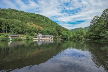 15 Mayıs 2024 Kinrin Gölü nehri, Yufuin japan