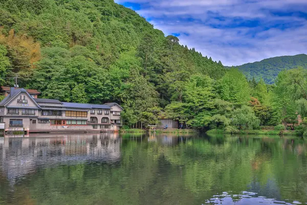 15 Mayıs 2024 Kinrin Gölü nehri, Yufuin japan