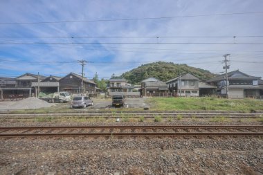 13 Mayıs 2024 Kyushu Manzarası, Demiryolu Trenlerinden Görüş