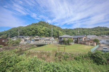 13 Mayıs 2024 Kyushu Manzarası, Demiryolu Trenlerinden Görüş