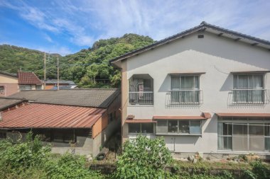 12 Mayıs 2024 Kyushu Manzarası, Demiryolu Trenlerinden Görüş