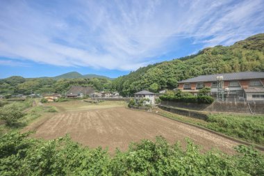 12 Mayıs 2024 Kyushu Manzarası, Demiryolu Trenlerinden Görüş