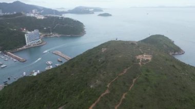 Yuk Kwai Shan, Hong Kong 'daki Ap Lei Chau adasında.