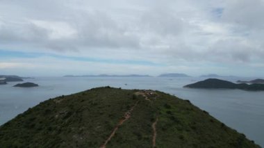 Yuk Kwai Shan, Hong Kong 'daki Ap Lei Chau adasında.