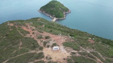 Yuk Kwai Shan, Hong Kong 'daki Ap Lei Chau adasında.