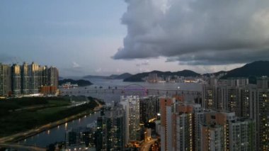 Hong Kong - 23 Aralık 2021: Gökdelenli Tseung Kwan O City