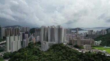 Hong Kong - 29 Haziran 2024: Aberdeen ilçesinin gündüz hava görüntüsü 