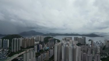 Hong Kong - 29 Haziran 2024: Aberdeen ilçesinin gündüz hava görüntüsü 