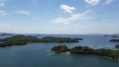 Japonya - 13 Mayıs 2024: Doksan dokuz Adası Yat Kulübü