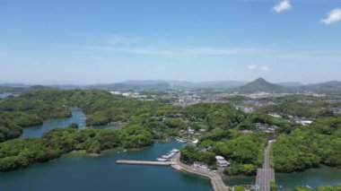Japonya - 13 Mayıs 2024: Doksan dokuz Adası Yat Kulübü