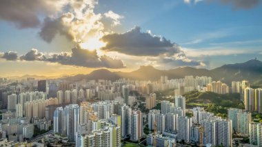 6 Temmuz 2024 Doğu yakasının Kowloon Yarımadası, Hong Kong