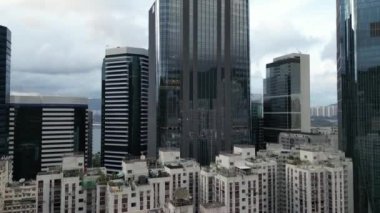 Hong Kong - 1 Temmuz 2024: Quarry Bay 'de Konutlar