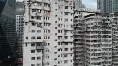 Hong Kong - 1 Temmuz 2024: Quarry Bay 'de Konutlar