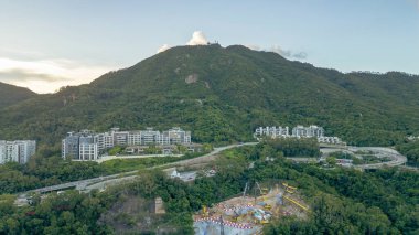 Kowloon Tong, Hong Kong yerleşim bölgesi, 5 Temmuz