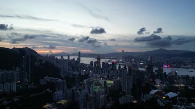 HONG KONG - 13 Temmuz 2024: Mutlu Vadi 'nin Hong Kong' daki havadan manzarası