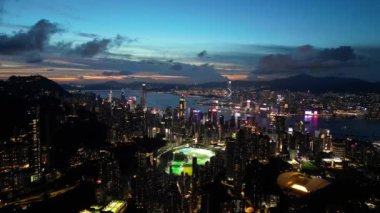 HONG KONG - 13 Temmuz 2024: Mutlu Vadi 'nin Hong Kong' daki havadan manzarası