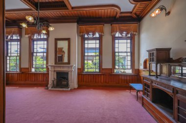 17 Mayıs 2024 'te Yanagawa Ohana' daki Batı Biçimli Mücevher 'in iç mekanı.