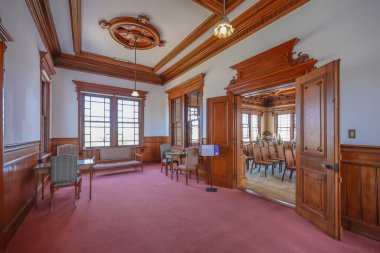 17 Mayıs 2024 'te Yanagawa Ohana' daki Batı Biçimli Mücevher 'in iç mekanı.