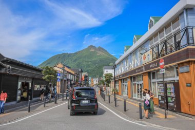 15 Mayıs 2024 Yufuin Eki Mae, Nagasaki 'ye geçiş Büyüleyici Kırsal Kaçış