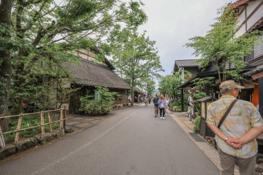 15 Mayıs 2024 Yufuincho Caddesi, Nagasaki Kırsal Bölgesi 'nde Büyüleyici Yürüyüşler