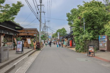15 Mayıs 2024 Yufuincho Caddesi, Nagasaki Kırsal Bölgesi 'nde Büyüleyici Yürüyüşler