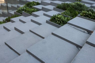 Kowloon, 3 Ağustos 2024 Kare Piramitler Bahçesi