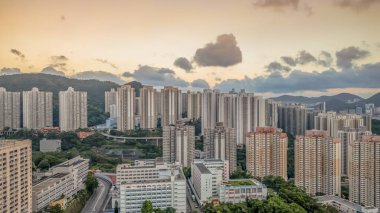 Ağustos 2 2024 Kwun Tong Bölgesi Kowloon 'da Lam Tin' i keşfediyor.