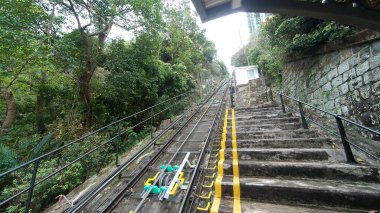 4 Nisan 2024 Viktorya Tepesi Tramvayı Hong Kong.