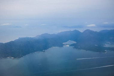 Dağ zirvesinin doğal manzarası 18 Mayıs 2024