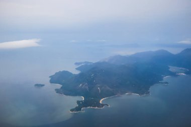 Dağ zirvesinin doğal manzarası 18 Mayıs 2024