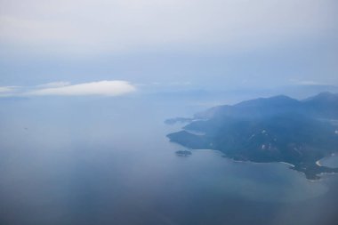 Dağ zirvesinin doğal manzarası 18 Mayıs 2024