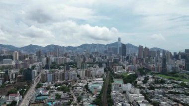 Hong Kong - 22 Ağustos 2024: Şehir silueti Kowloon Tong, HK