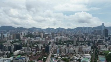 Hong Kong - 22 Ağustos 2024: Şehir silueti Kowloon Tong, HK