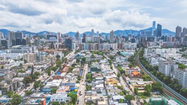 22 Ağustos 2024 Kowloon Tong, Hong Kong şehir silueti.