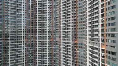 Hong Kong - 25 Ağustos 2024: LOHAS Park bir Hong Kong deniz kenarı yerleşim yeridir.