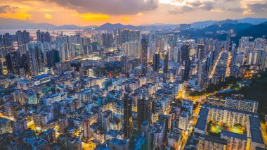 Sham Shui Po 'da kavşak, Hong Kong 30 Ağustos 2024