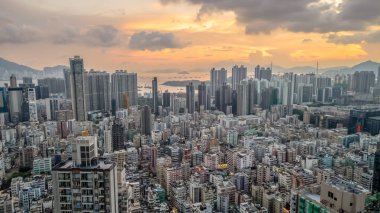 Sham Shui Po 'da kavşak, Hong Kong 30 Ağustos 2024