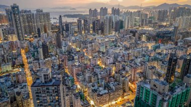 Sham Shui Po 'da kavşak, Hong Kong 30 Ağustos 2024