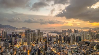 Sham Shui Po 'da kavşak, Hong Kong 30 Ağustos 2024