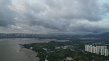 Honk Kong - 31 Ağustos 2024: Yeun Long Bölgesi, Shenzhen Körfezi, Çin