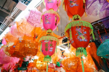 Kağıt fener, Tai Ku pazarında dükkan, hk 31 Ağustos 2024