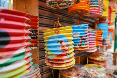 Kağıt fener, Tai Ku pazarında dükkan, hk 31 Ağustos 2024