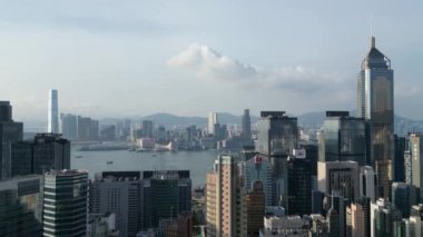 Hong Kong - 24 Ağustos 2024: Wan Chai 'deki gökdelenlerin hava görüntüsü