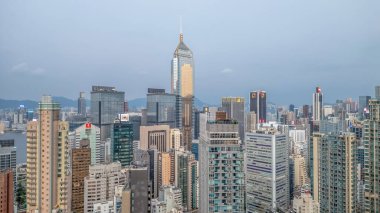 Wan Chai bölgesinde kalabalık gökdelenler, 13 Eylül 2024