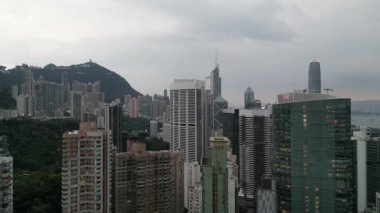 Hong Kong - 15 Eylül 2024: Gökdelenler, Deniz Kuvvetleri Ofis Binaları, Hong Kong 