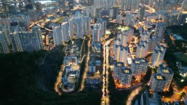 Hong Kong - 17 Eylül 2024: Night Choi Hung Residential Area View, Hong Kong 