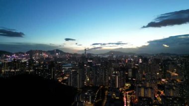 Hong Kong - 17 Eylül 2024: Night Choi Hung Residential Area View, Hong Kong 