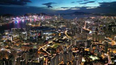 Hong Kong - 17 Eylül 2024: Night Kowloon Cityscape Skyline View, HK